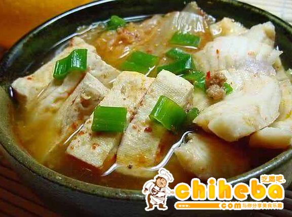 白菜豆腐鱼片汤