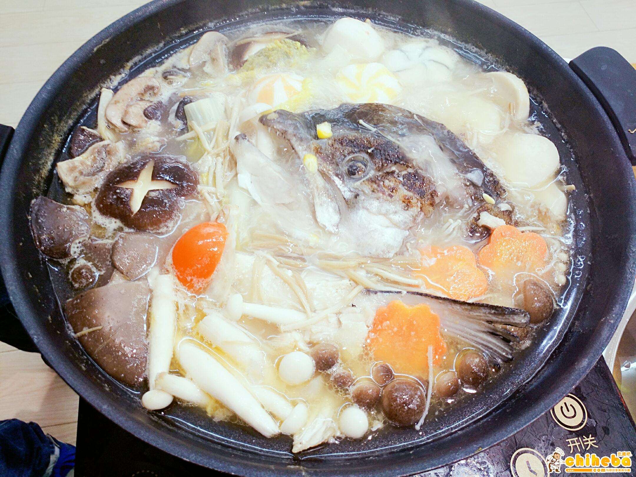 三文鱼头菌菇汤